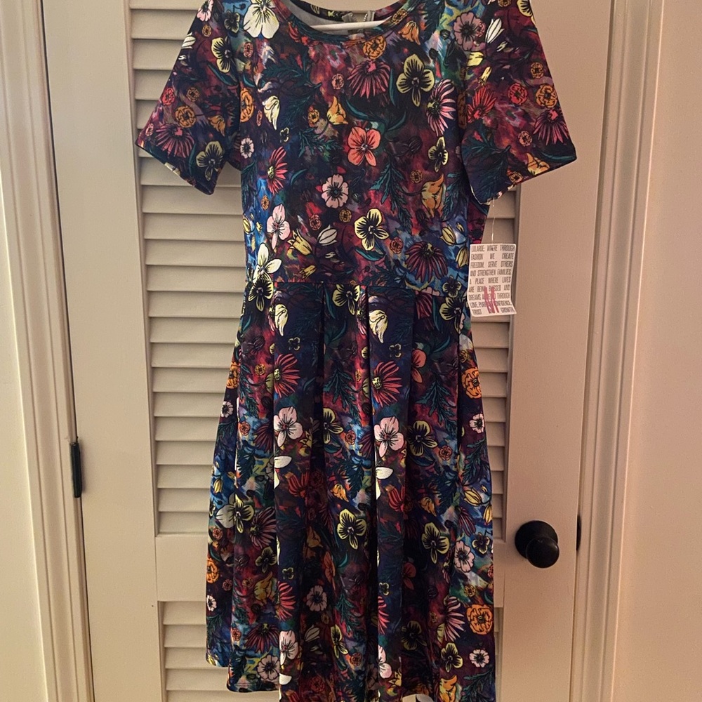 LuLaRoe Alice in Wonderland dress new with tags